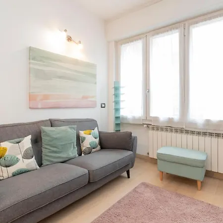Luxury Apartment Near Bocconi Zamenhof 7 Milan Exterior photo