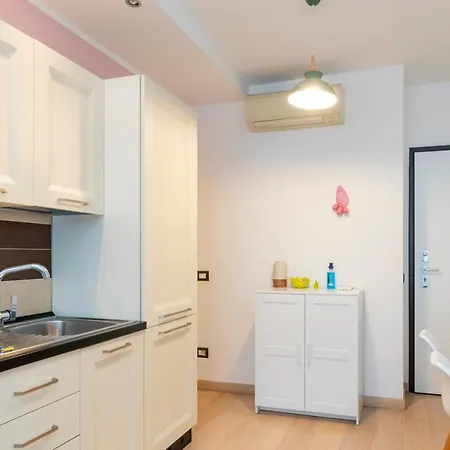 Luxury Apartment Near Bocconi Zamenhof 7 Milan Exterior photo